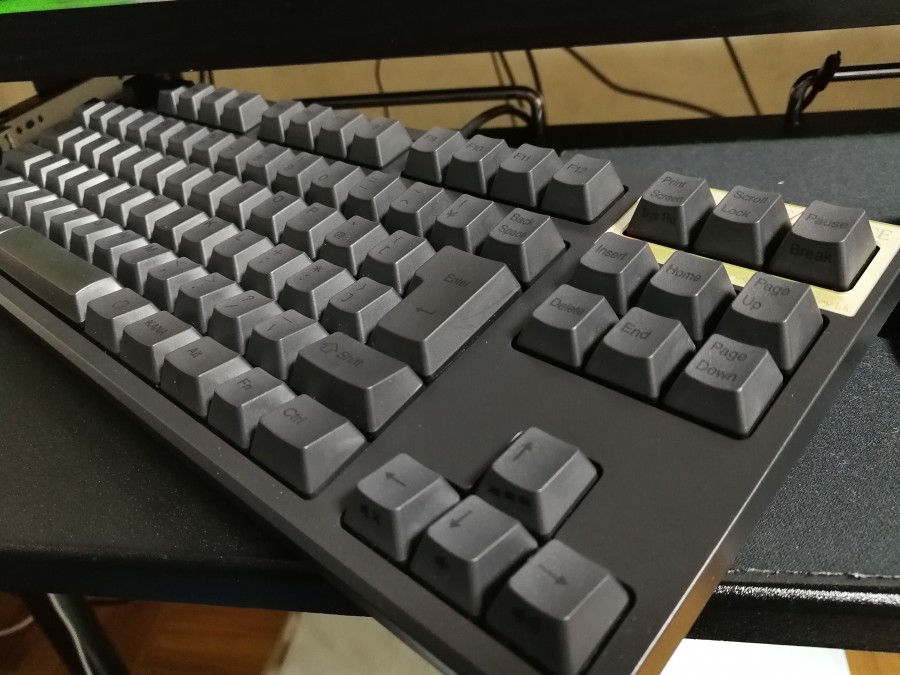 東プレ】REALFORCE SA R2 超軽量のキー荷重で素早く打ちやすい静音